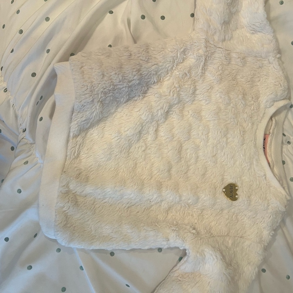 Juicy Couture Cream Faux-Fur Girls' Pullover Sweatshirt